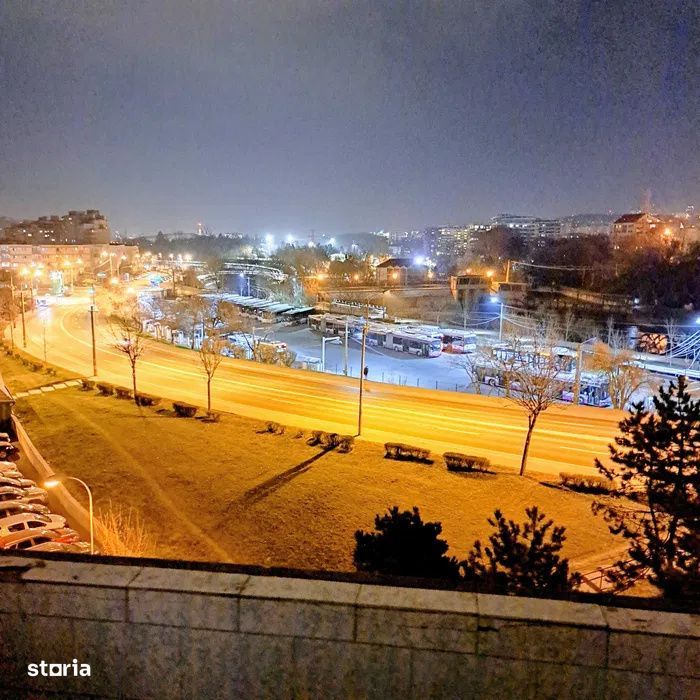 Apartament 2 camere, 51 mp, balcon generos cu panorama superba asupra