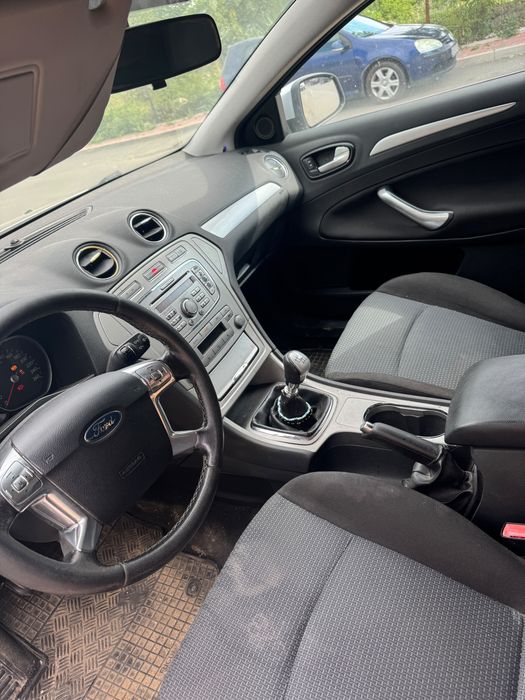 Ford mondeo mk4 2.0 diesel 140 cp