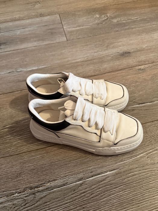 Кецове miu miu носени броени пъти.