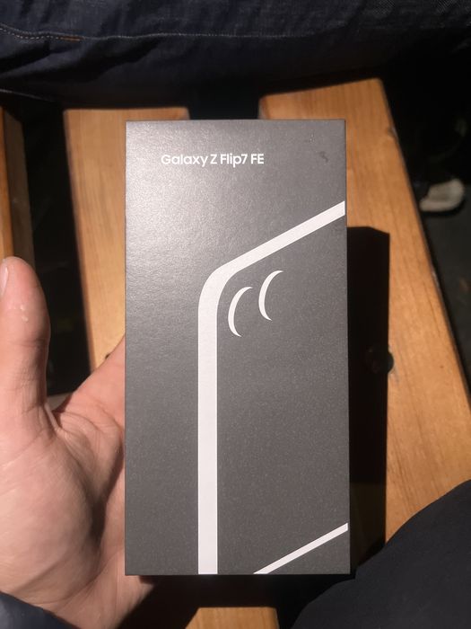 Galaxy Z Flip7 FE 256g