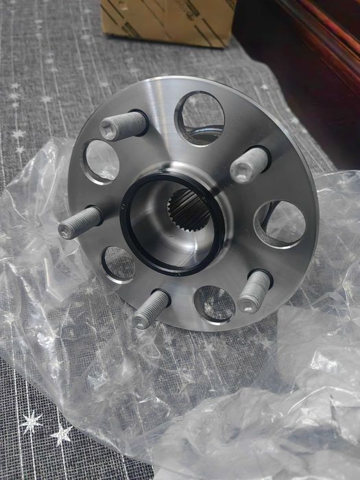 Заден Лагер с главина за Тойота Toyota RAV4 оригинален