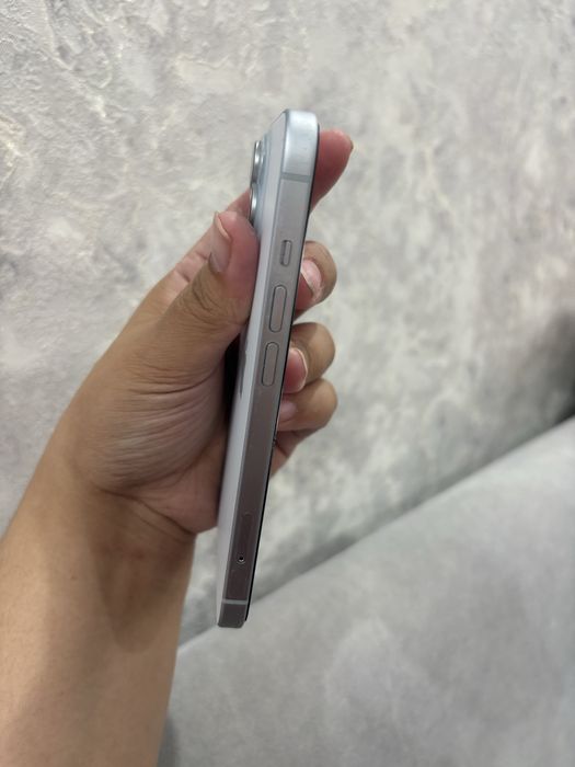 Iphone 15 128гб б/у в хорошем состоянии