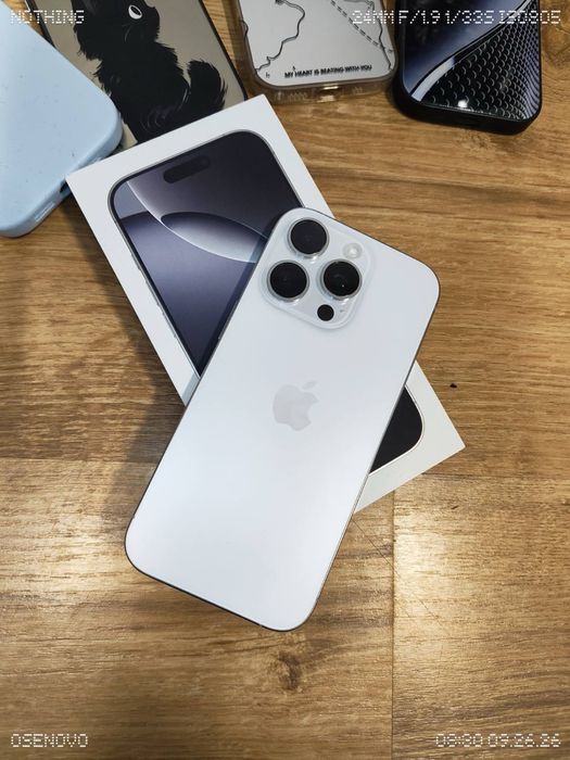 Продавам Iphone 16 pro