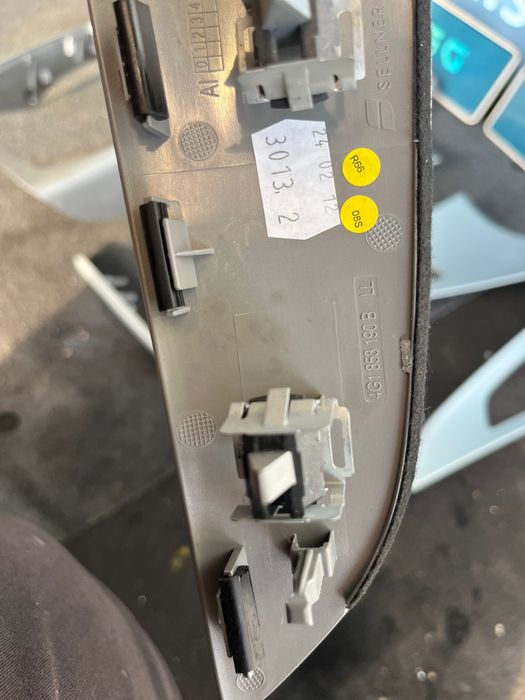 Интериорни лайсни за Ауди AUDI A6 C7 4G сиви обикновенни