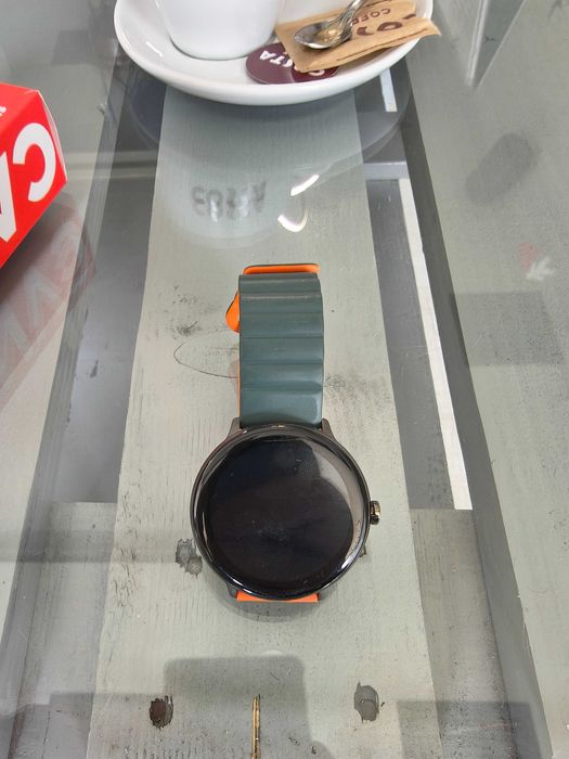Продавам CANYON Jacky SW-69–стилен smartwatch с двойна магнитна каишка