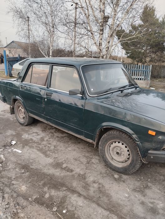 Продам машину ваз 2107