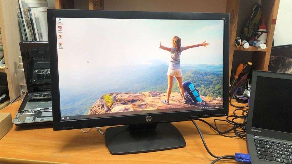 Монитор HP ProDisplay P221 FullHD