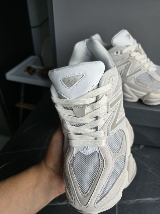 New Balance 9060 White  38 si 39.5 Noi