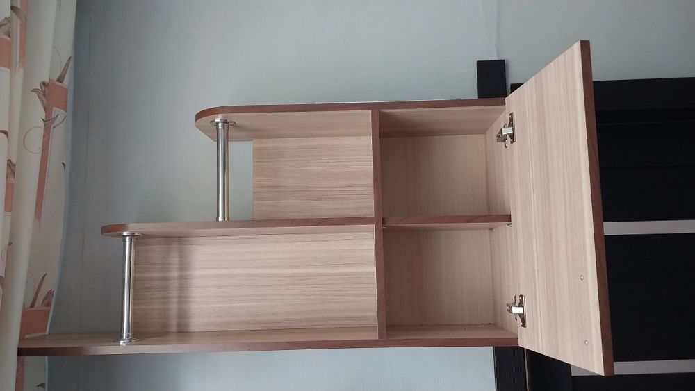 Полка навесная книжная