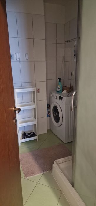 Apartament cu 3 camere zona Aem de vanzare