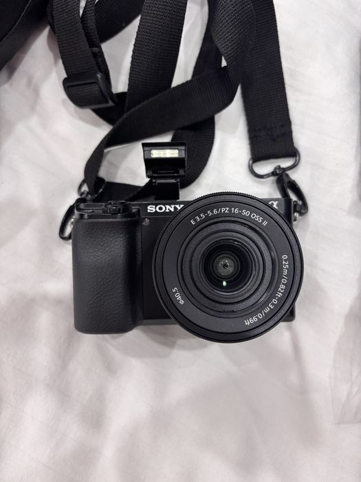 Sony a6100 комплект