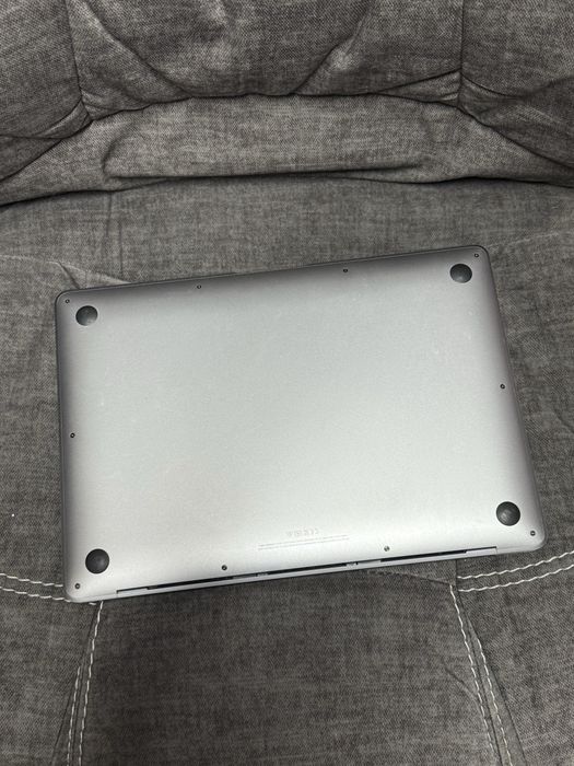 MacBook Air M1 256 gb