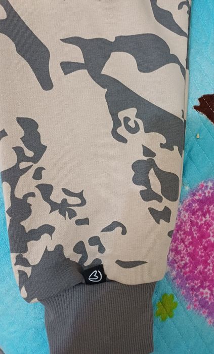 Продаю спортивный кастюм