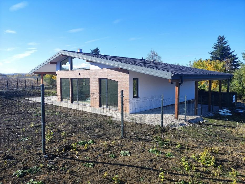 Продавам къща с Акт 16