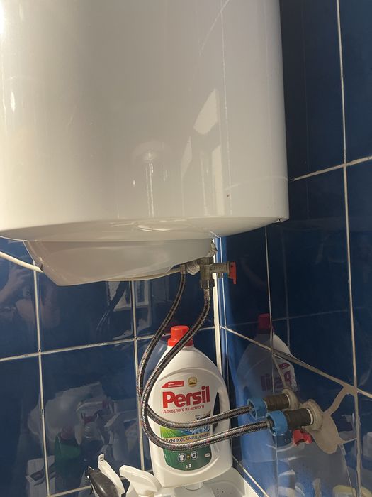 Водонагреватель Ariston 100л в сборе