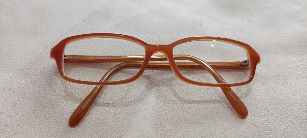 Диоптрични очила много запазени - 1бр. Слънчеви очила неизползвани