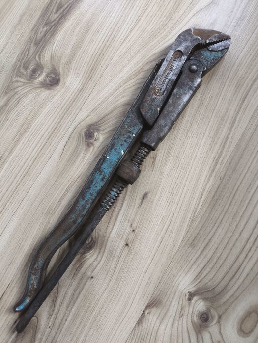 Професионален комплект Daco водопроводни тръбни ключове  Ø 1.1/2" цола