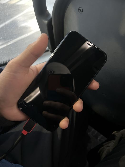 Айфон 11 про.