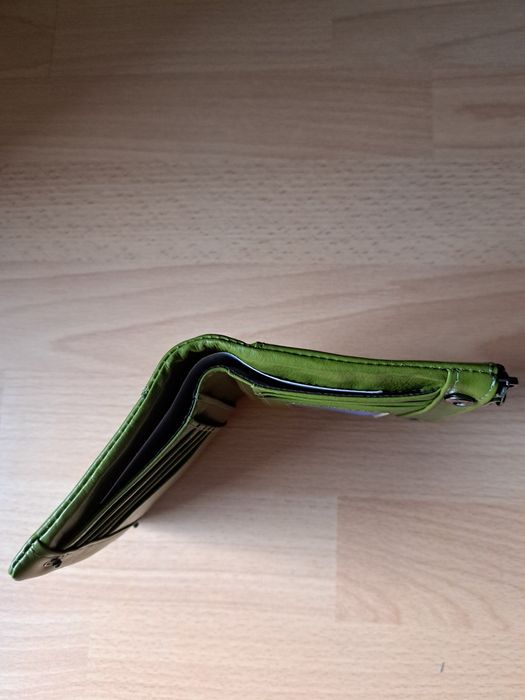 Портфейл HUMERPAUL с RFID защита против кражба на инфо от д. карти