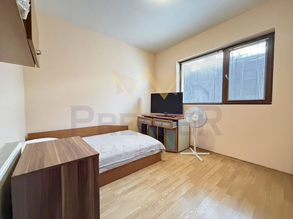 Дава се под наем Етаж от къща в Варна, Бриз - 120 кв.м за 797.64 € - Снимка #5