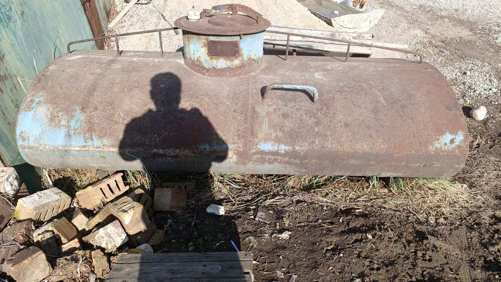 Продам бочку 2.5 куба