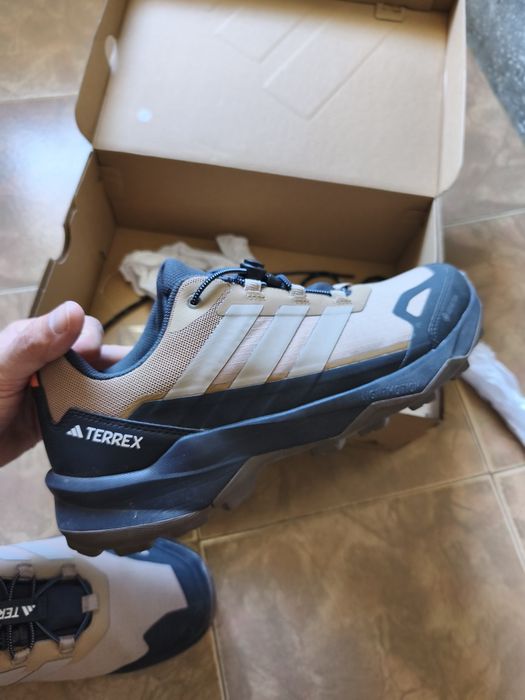 Adidas Terrex маратонки