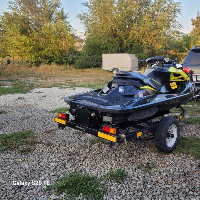 Продам гидроцикл BRP RXP - 260