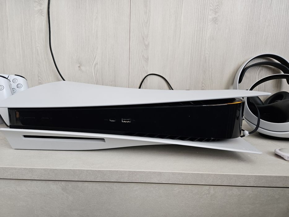 Bundle Complet PlayStation 5 + PlayStation VR2 | Accesorii incluse