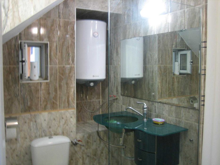 Дава се под наем Къща в Варна, Възраждане 1 - 225 кв.м за 1019.49 € - Снимка #13