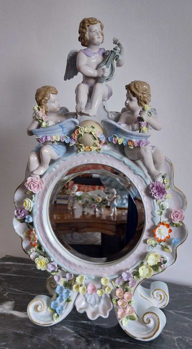 Старинни Статуетки