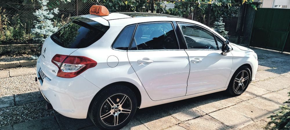 Organizam cursuri pentru obținerea permisului