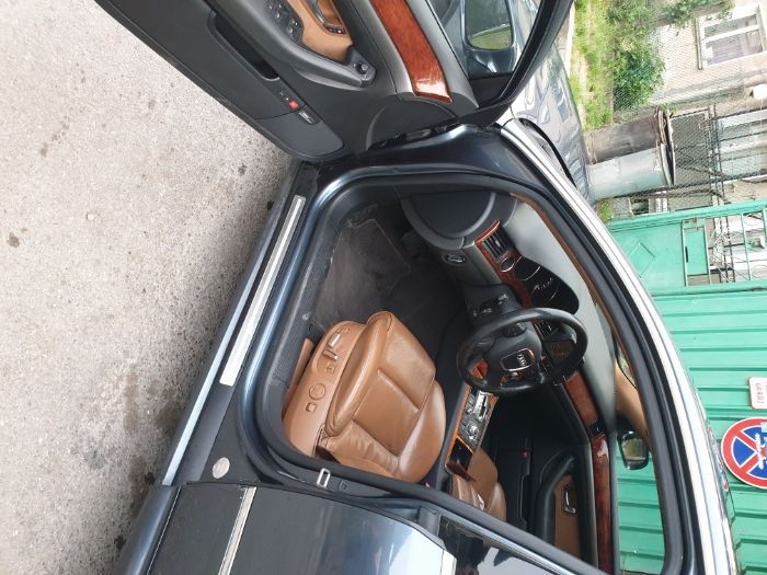 **Продава на части** Ауди А8 Д3 3.2FSI, вакуум, безключово, дистроник