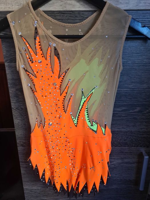 Трико за художествена гимнастика