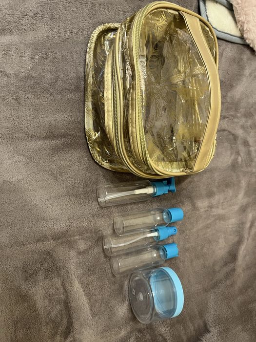 Portfard calatorie transparent