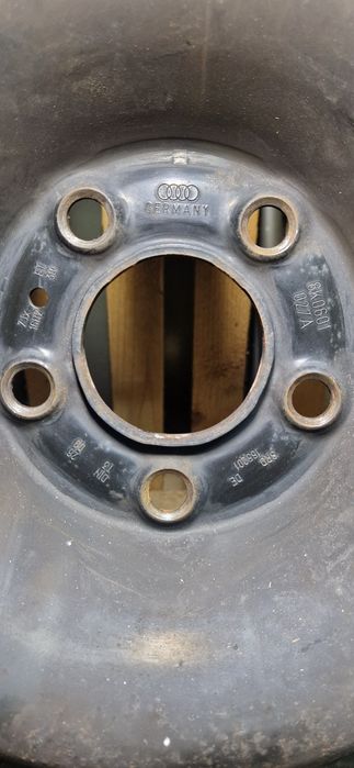 4бр.Оригинални железни джанти 16" 5х112 с тасове за Audi A4 B8/B9/Q5A5