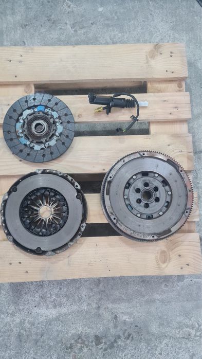 Set ambreaj volanta masa dubla vw transporter t5 si T6 motor 2.0TDi.