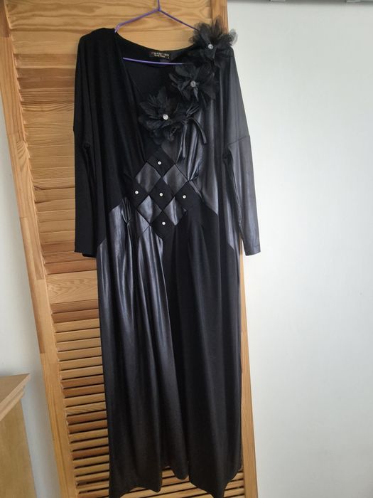 Vand rochita neagra noua