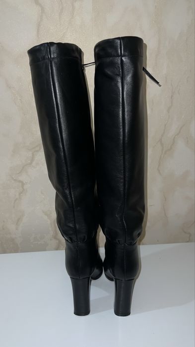 Продам зимние сапоги