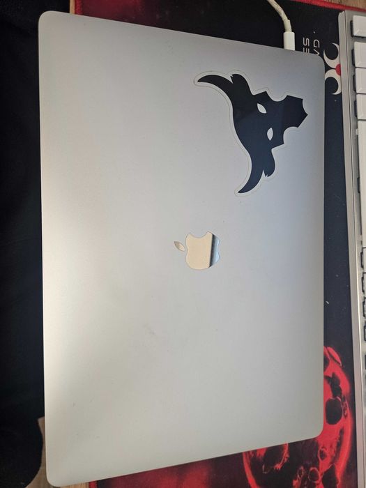 Macbook PRO 2019 A1990