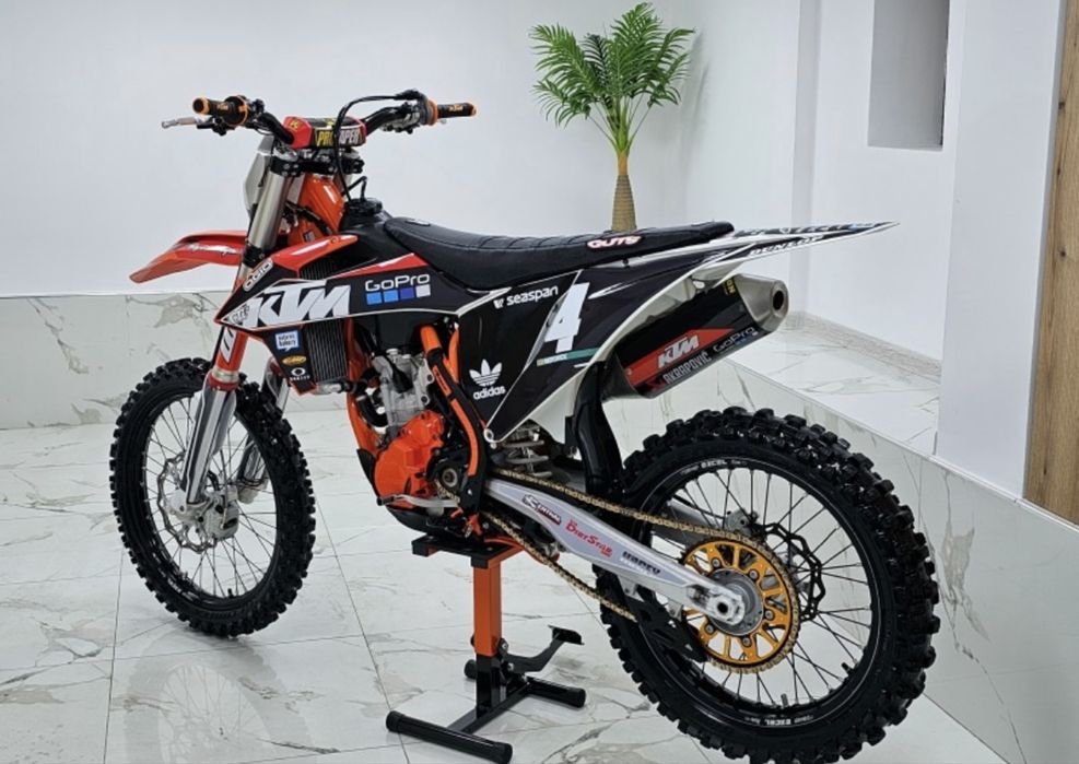 KTM SXF 250 2022 година