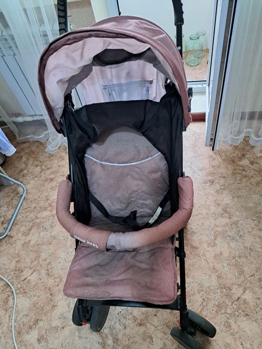 Продаётся коляска   б/у в хорошем состоянии . 4500