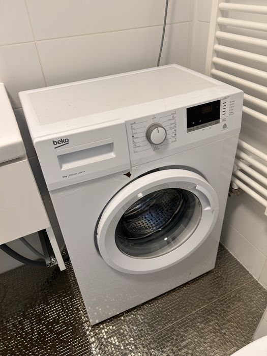 Masina de spalat rufe frontala BEKO 6kg, 1000rpm, Clasa A+++