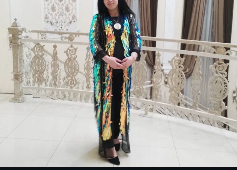 Кўйлак сотилади