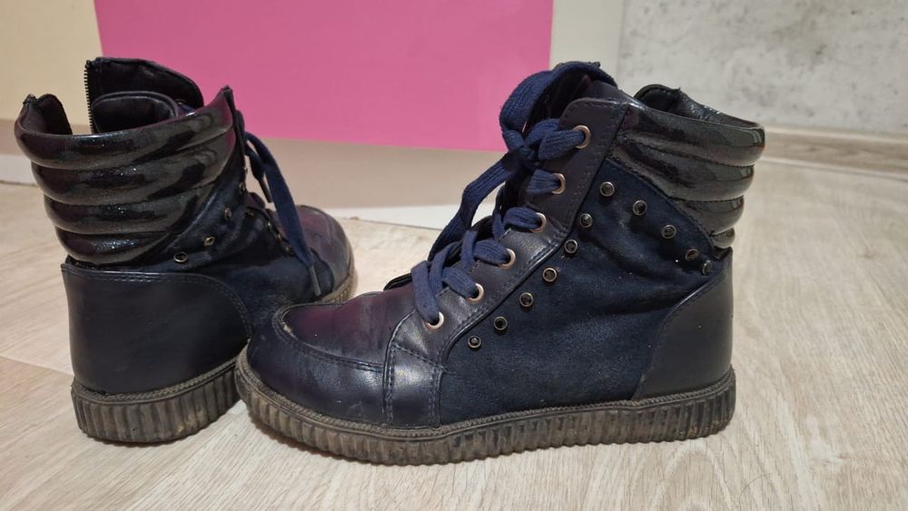 Одежда для девочки 12-14 лет.