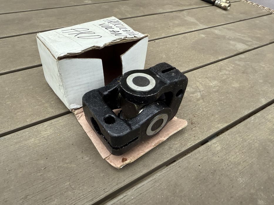 Articulatie ax cuplaj volan cruce Aro