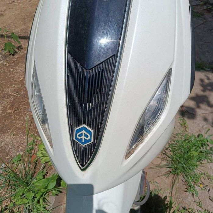 Piaggio Fly 50 скутер