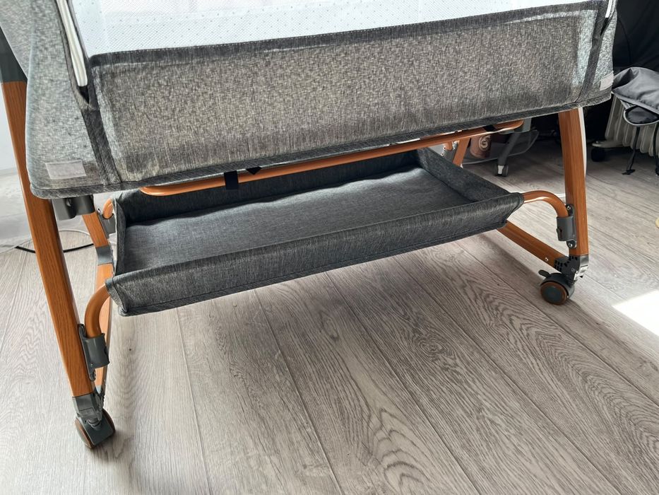 Продам детскую кроватку