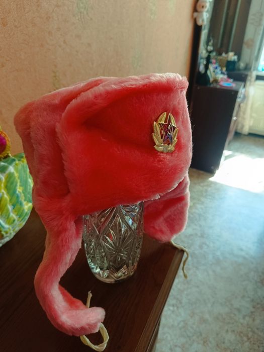 Продам шапки для коллекции