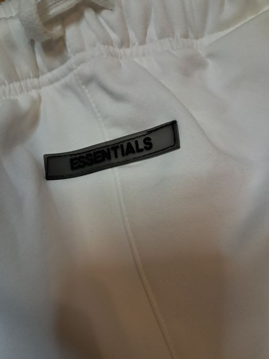 Pantaloni Essentials