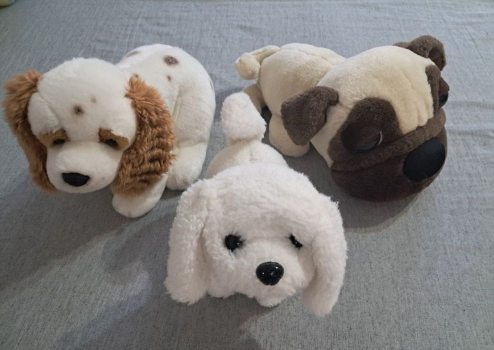 Lot mare plușuri sunete, imitatoare, plușuri Disney, mișcare + sac depozitare Cadou